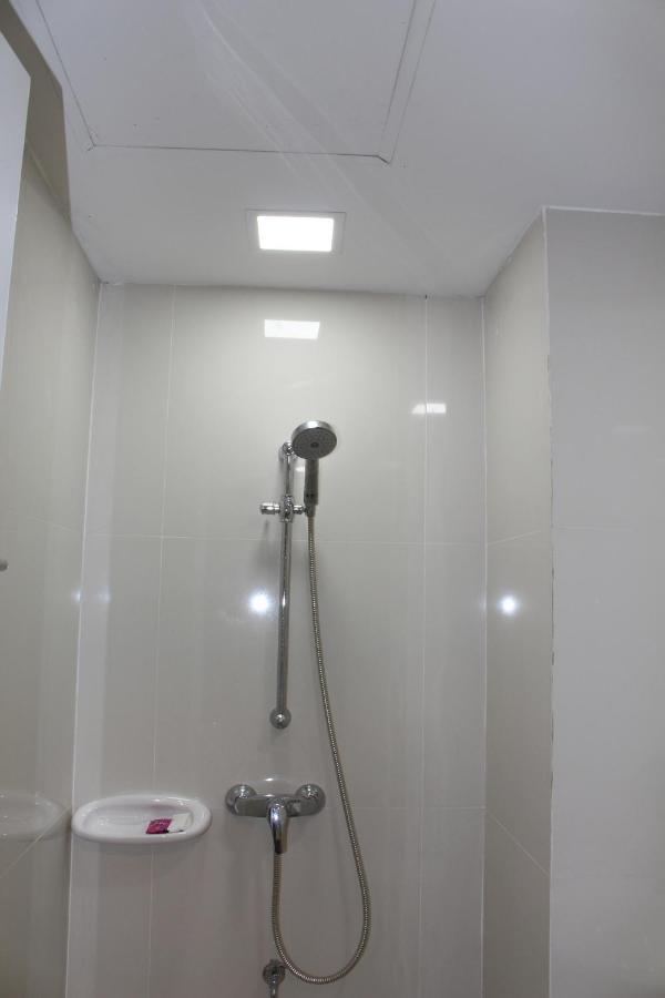 Oyo 75409 Premium The Family Hotel Chiang Mai Ngoại thất bức ảnh